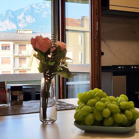Casa Lariana Apartment Леко Екстериор снимка