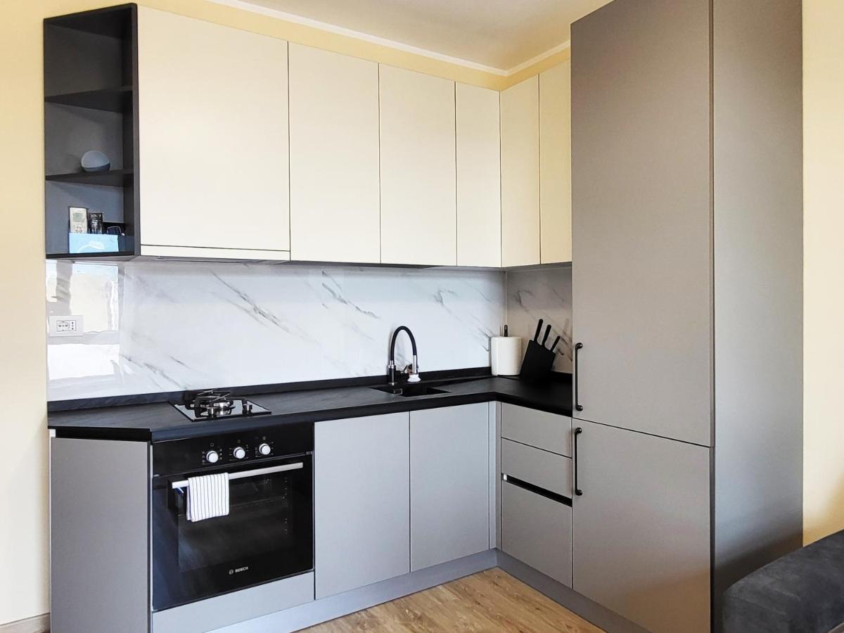 Casa Lariana Apartment Леко Екстериор снимка