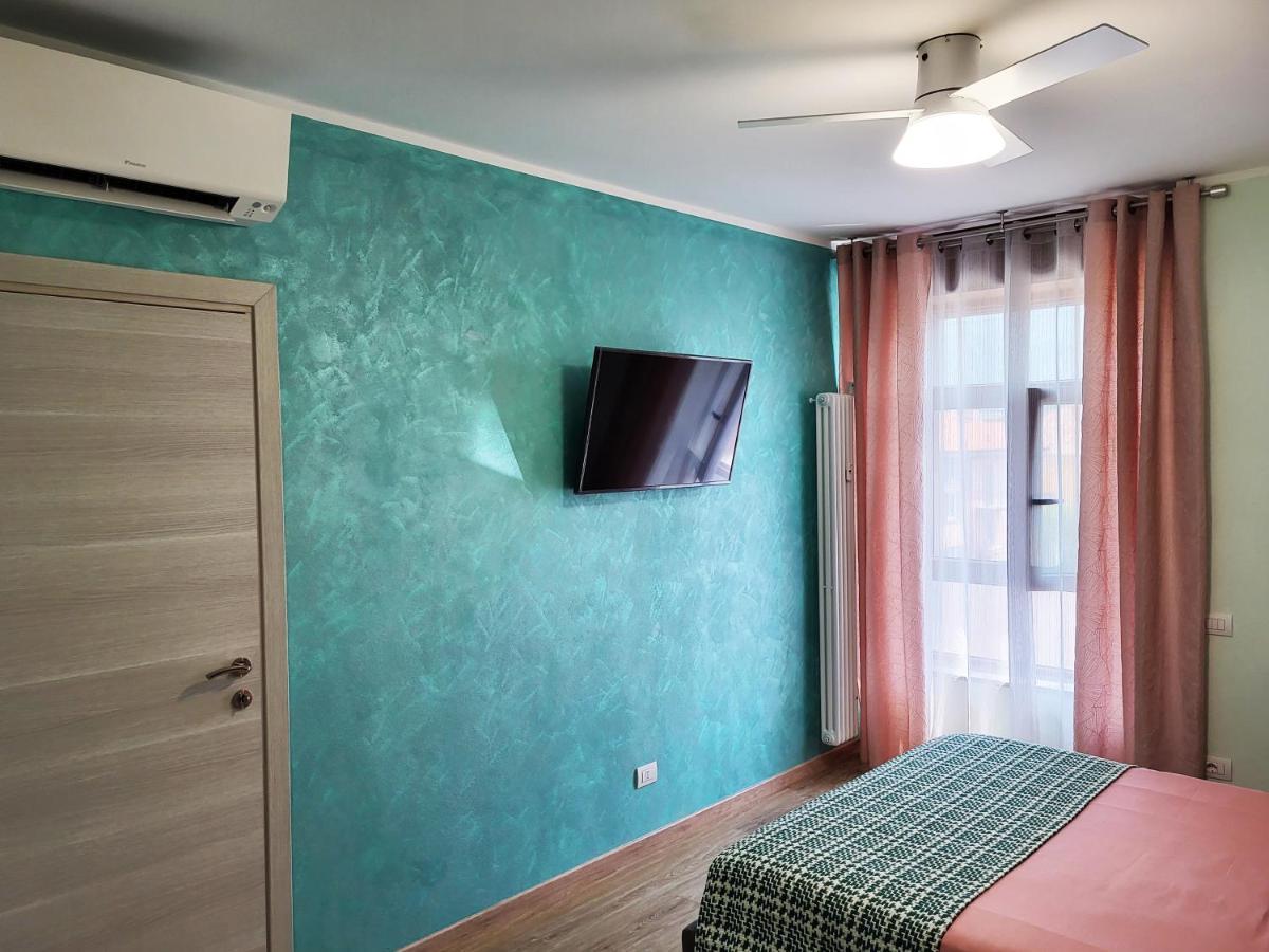 Casa Lariana Apartment Леко Екстериор снимка