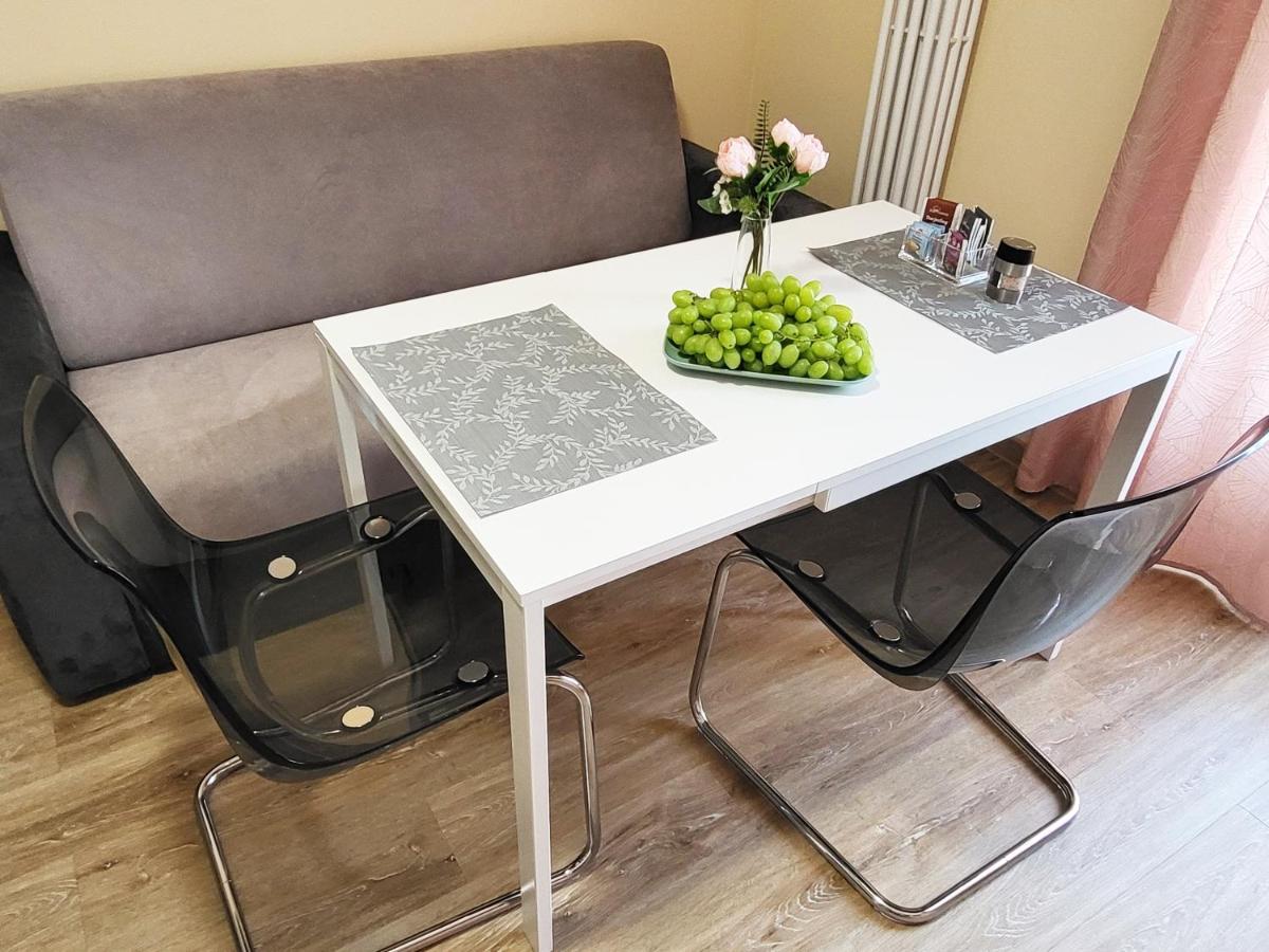 Casa Lariana Apartment Леко Екстериор снимка