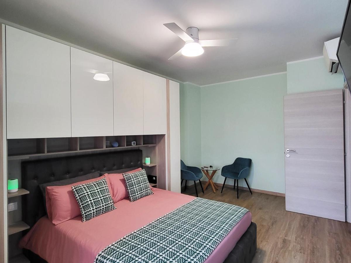 Casa Lariana Apartment Леко Екстериор снимка