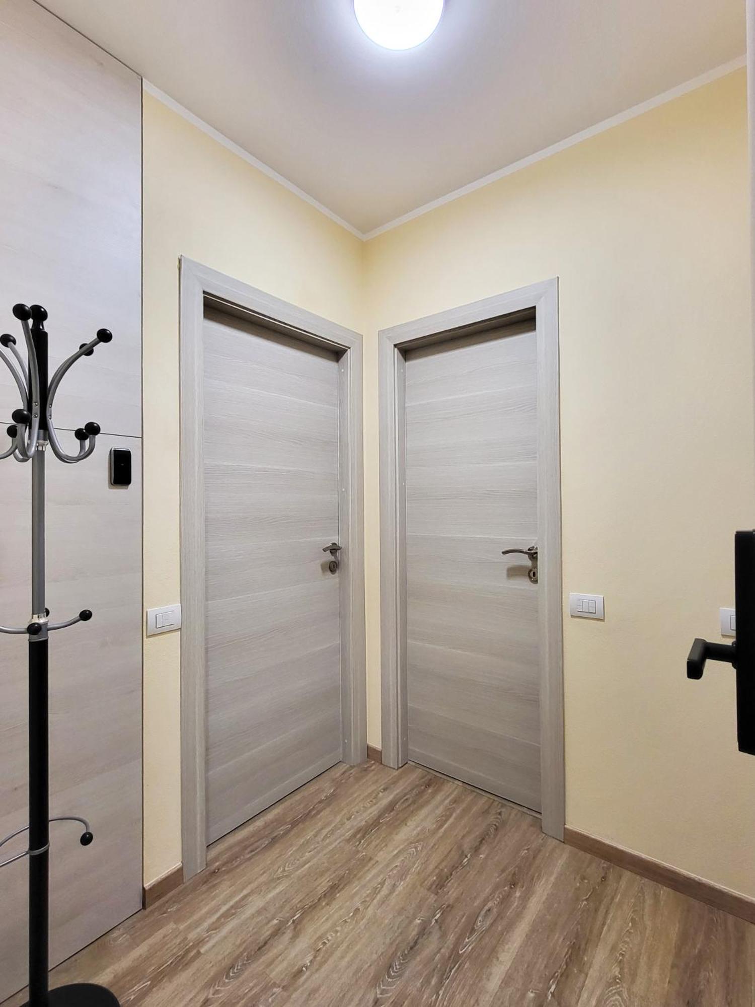 Casa Lariana Apartment Леко Екстериор снимка